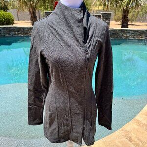 NEW WITH TAGS The North Face Women's Yoga Jacket Asymmetrical Size XS